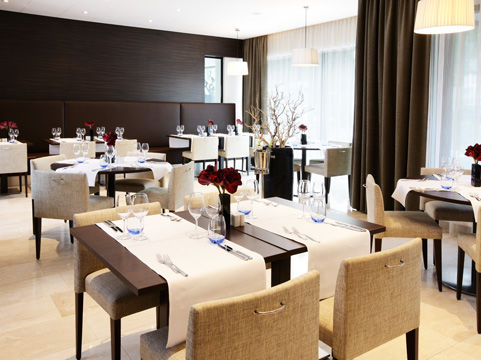 Hotel Nh Zuid 4*